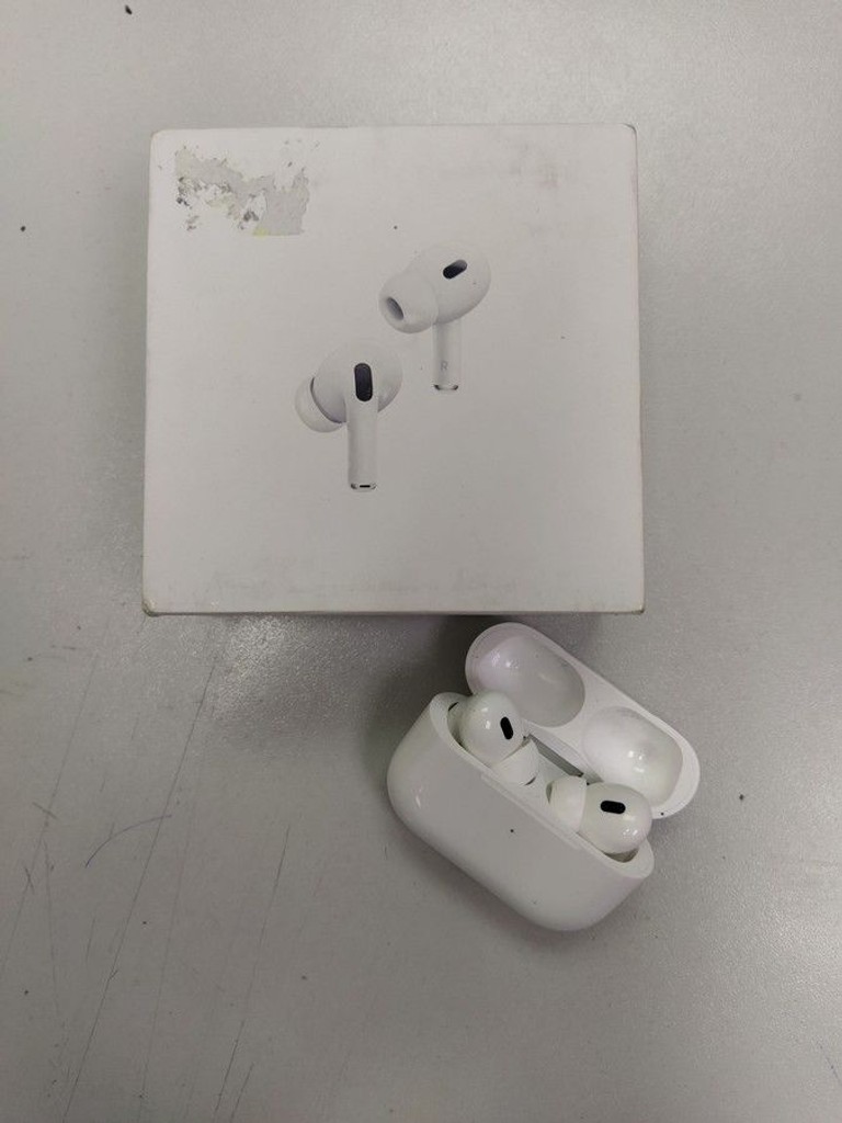 Дешиво Apple airpods pro 2nd generation with magsafe charging case usb-c с ломбарда