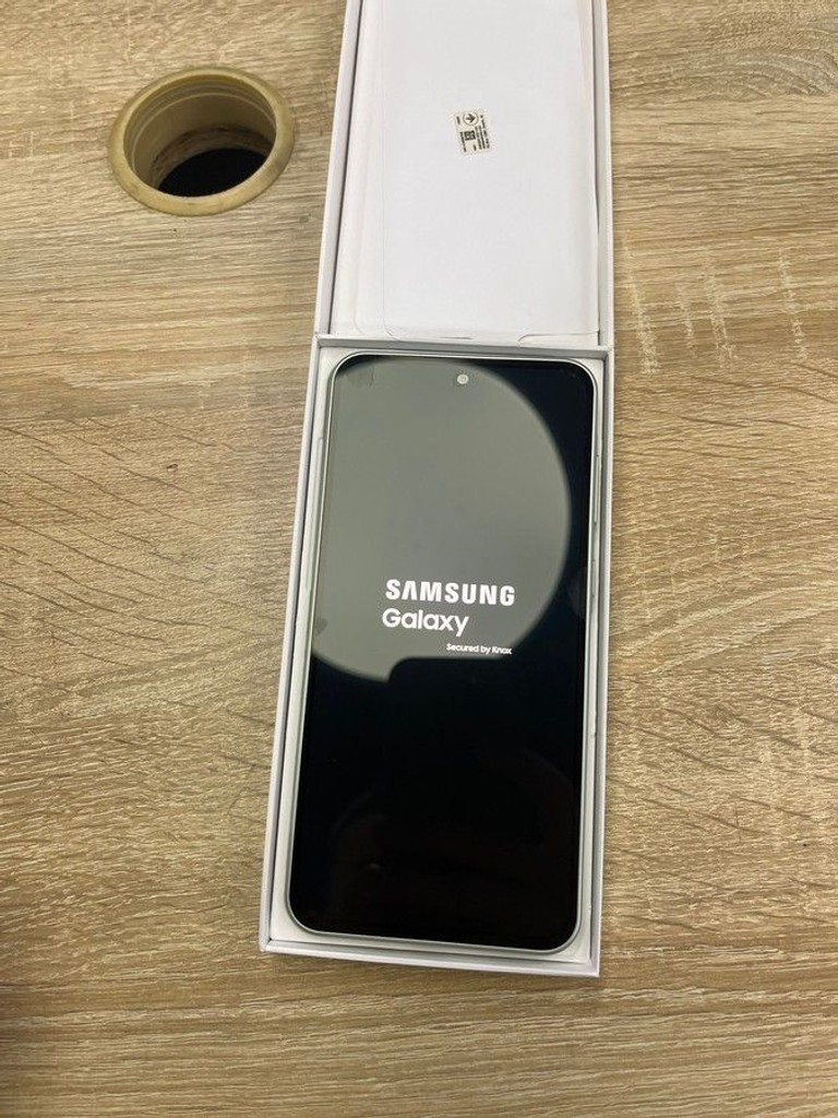 Дешево Samsung galaxy a36 5g 6/128gb з ломбарду