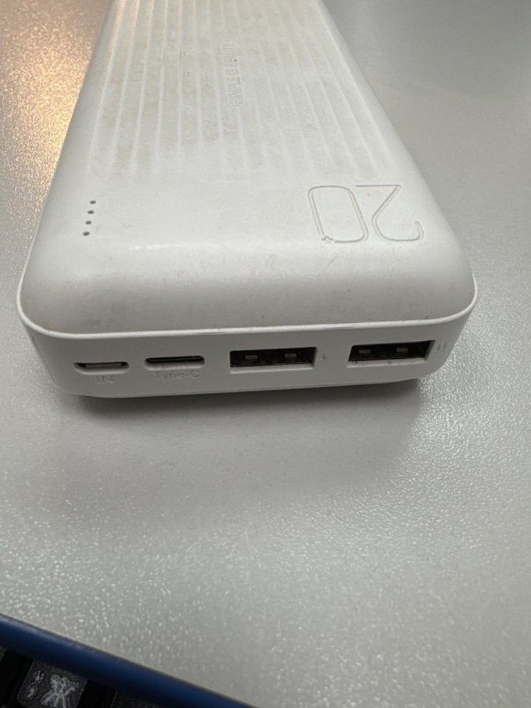 Дешево Xo PB302 20000mAh Black з ломбарду