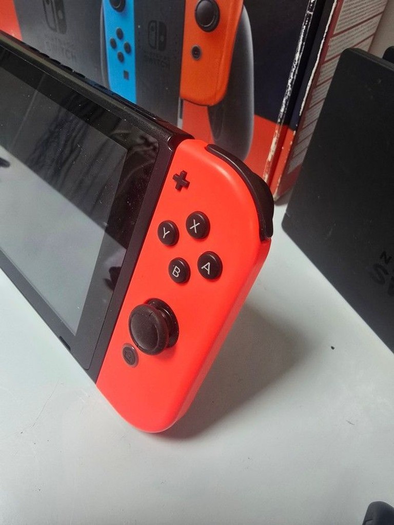 Дешево Nintendo switch з ломбарду