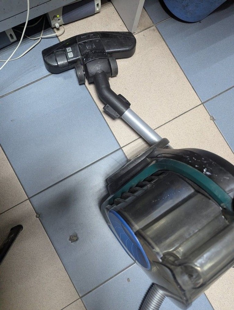 Дешиво Philips FC9334/09 с ломбарда