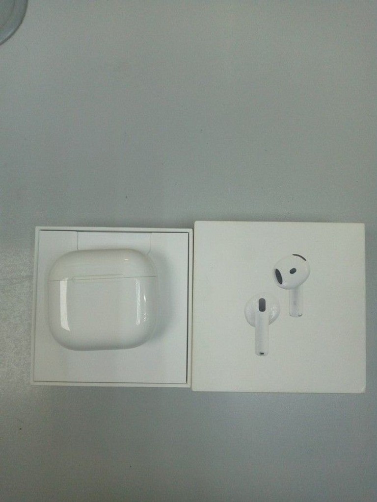 Купить Apple airpods 4 with active noise cancellation Б/У