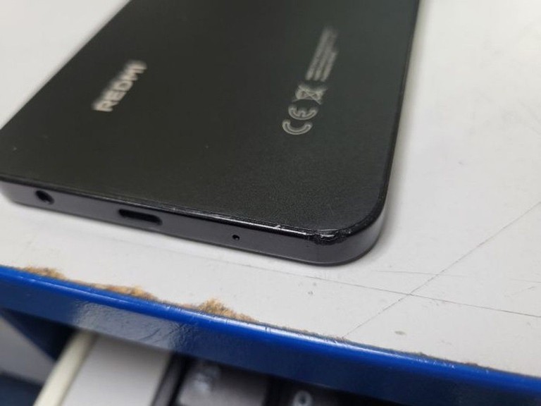 Купити Xiaomi redmi a5 4/128gb Б/У