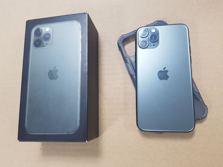 Купити Apple iphone 11 pro 64gb Б/У