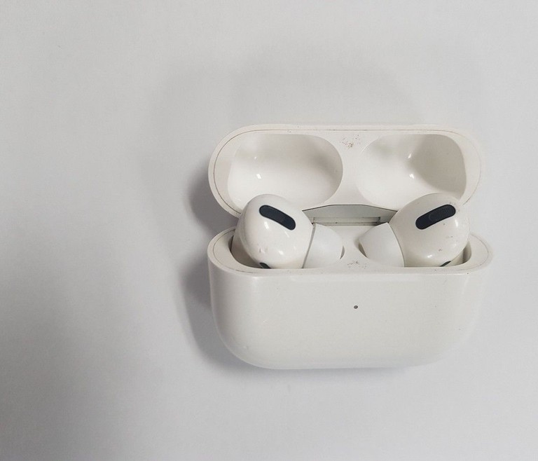 Купити Apple AirPods Pro (MWP22) Б/У