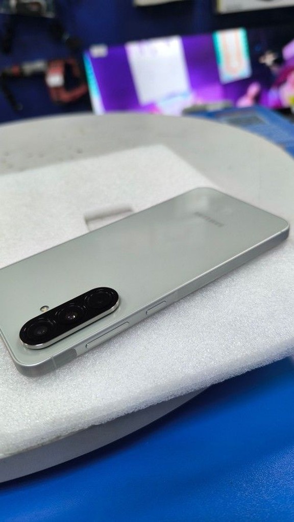 Samsung galaxy a56 5g 8/256gb Код:01-201012255. Зображення 7