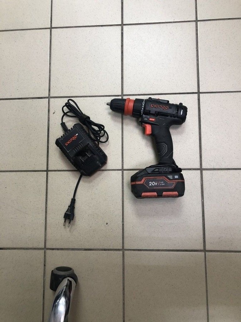 Купити Dnipro-M cd-218q 1акб 4ah зп Б/У