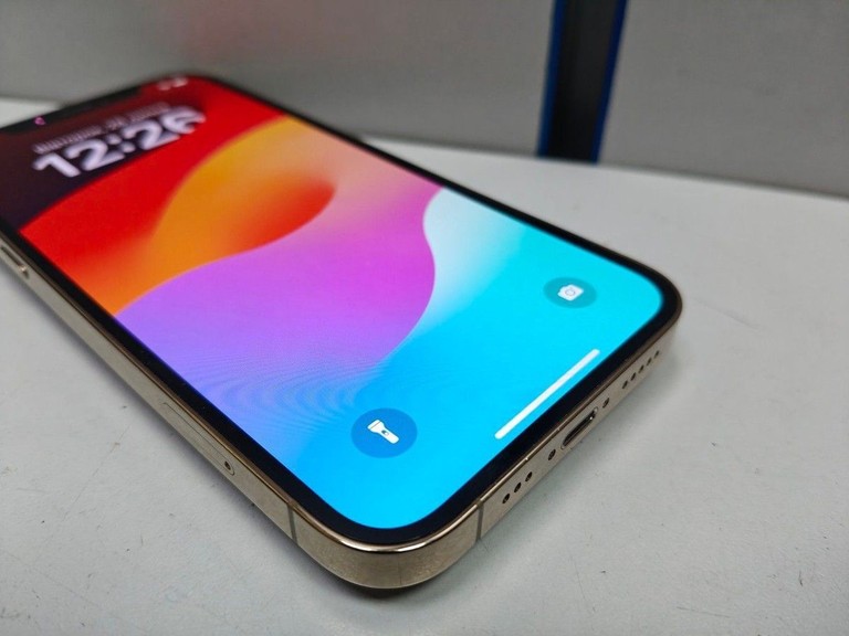 Apple iphone 12 pro 256gb Код:01-201043775. Изображение 11