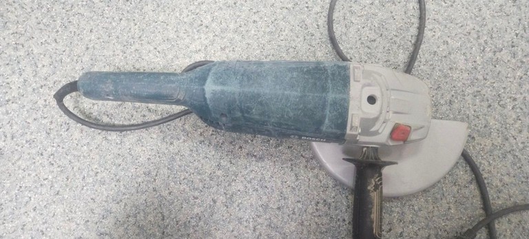 Оголошення Bosch gws 2200 Б/У