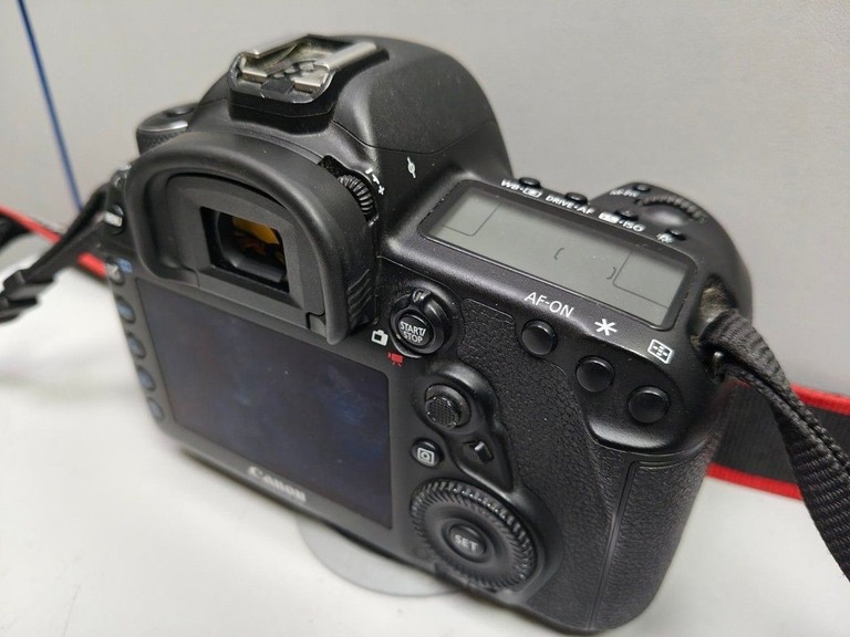 Дешево Canon eos 5d mark iv body з ломбарду
