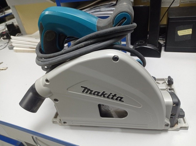Купити Makita SP6000 Б/У