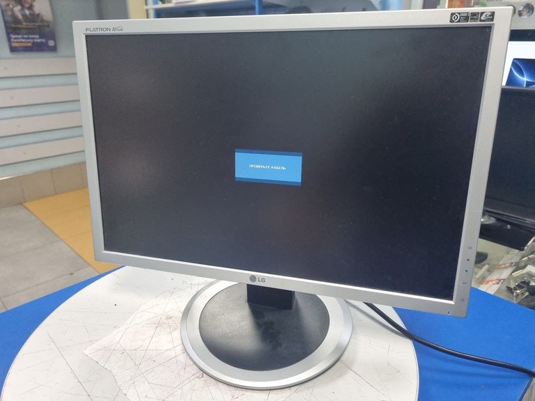Купити Lg l204wt Б/У