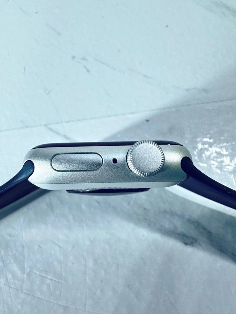 Apple watch se 2 gps 40mm aluminium case Код:01-201098536. Зображення 10