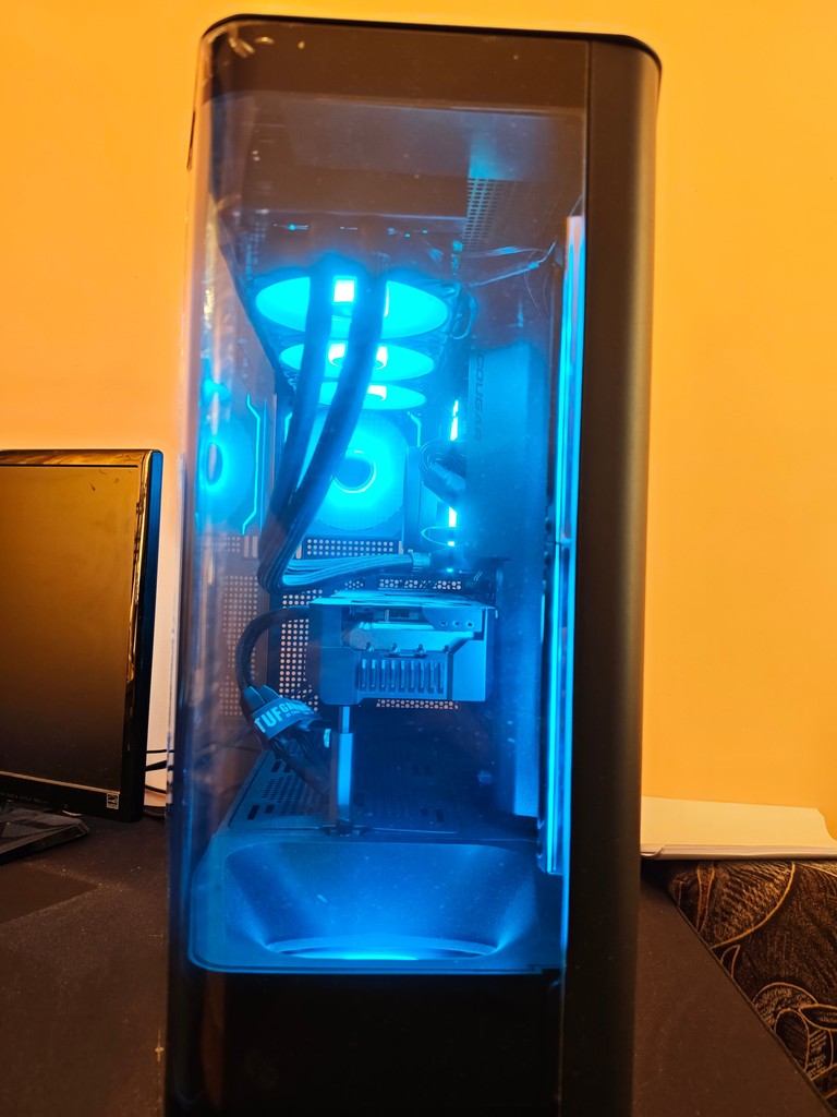 Оголошення Ігровий ПК Ryzen 7 7800X3D + RTX 4070 Ti SUPER 16GB / 32GB DDR5 / 2TB Б/У