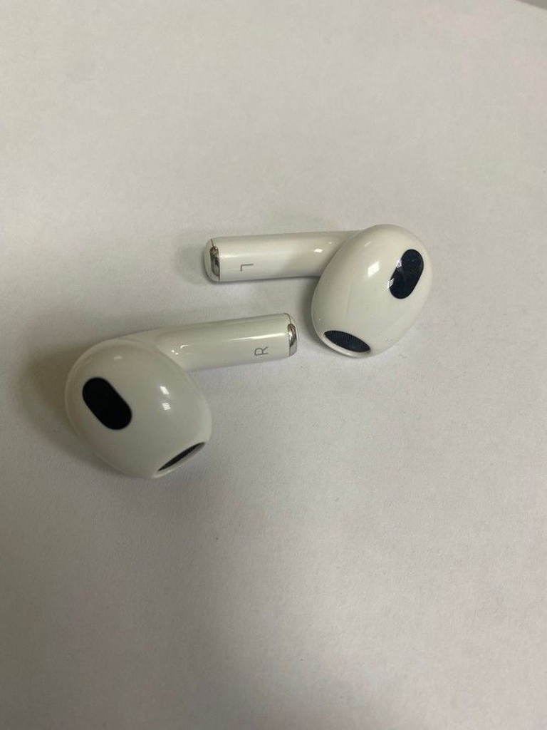 Оголошення Apple airpods 3rd generation Б/У