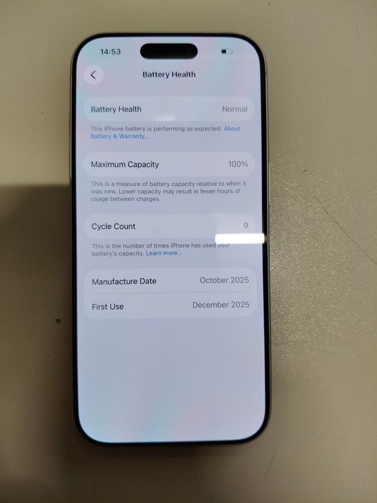 Дешиво Apple iPhone 17 Pro 256GB eSIM Cosmic Orange (MG7L4) с ломбарда