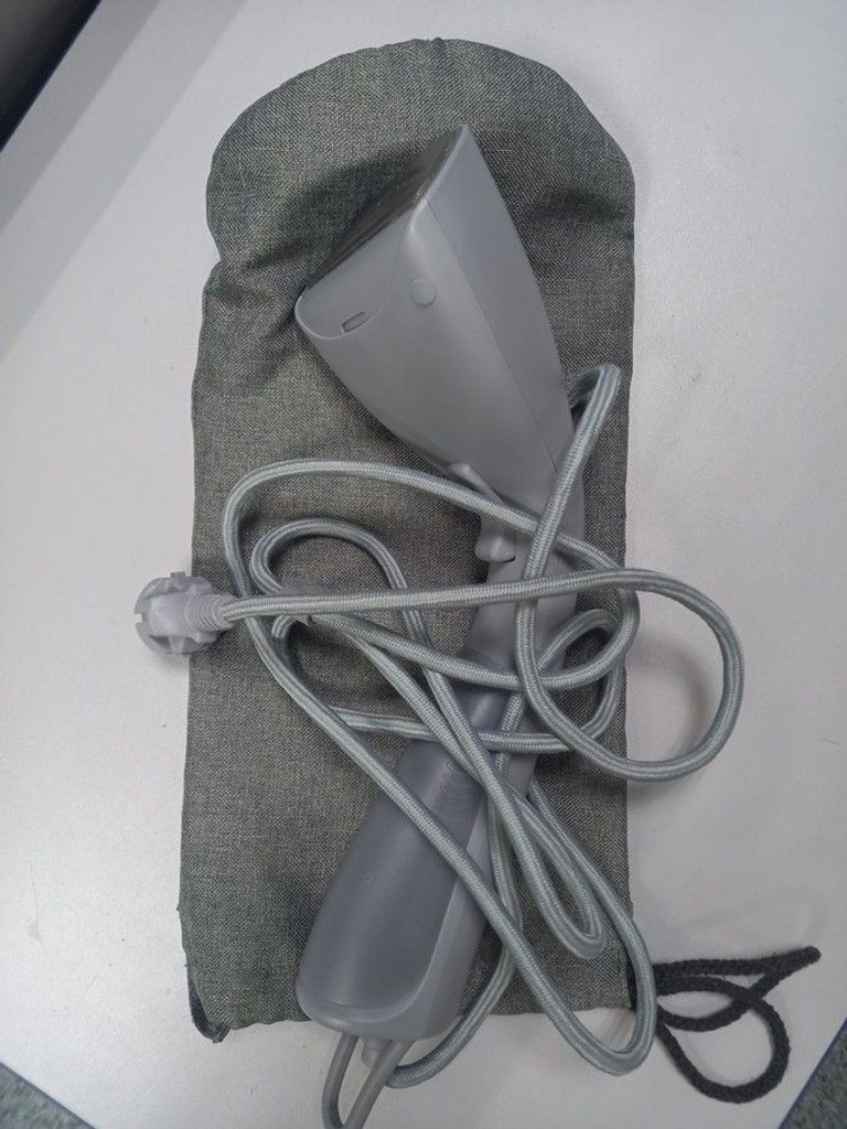 Дешево Electrolux E7HS2-6UG з ломбарду