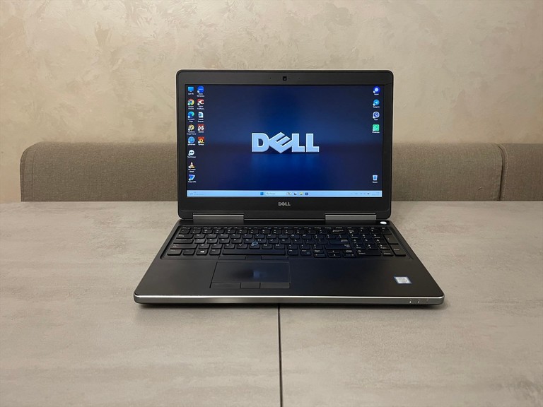Купити Dell Precision 7520, 15.6"  Б/У
