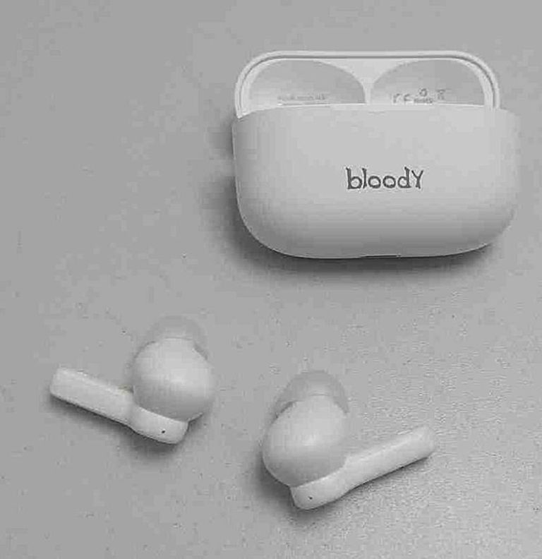 Купить Bloody M30 Black/Red Б/У