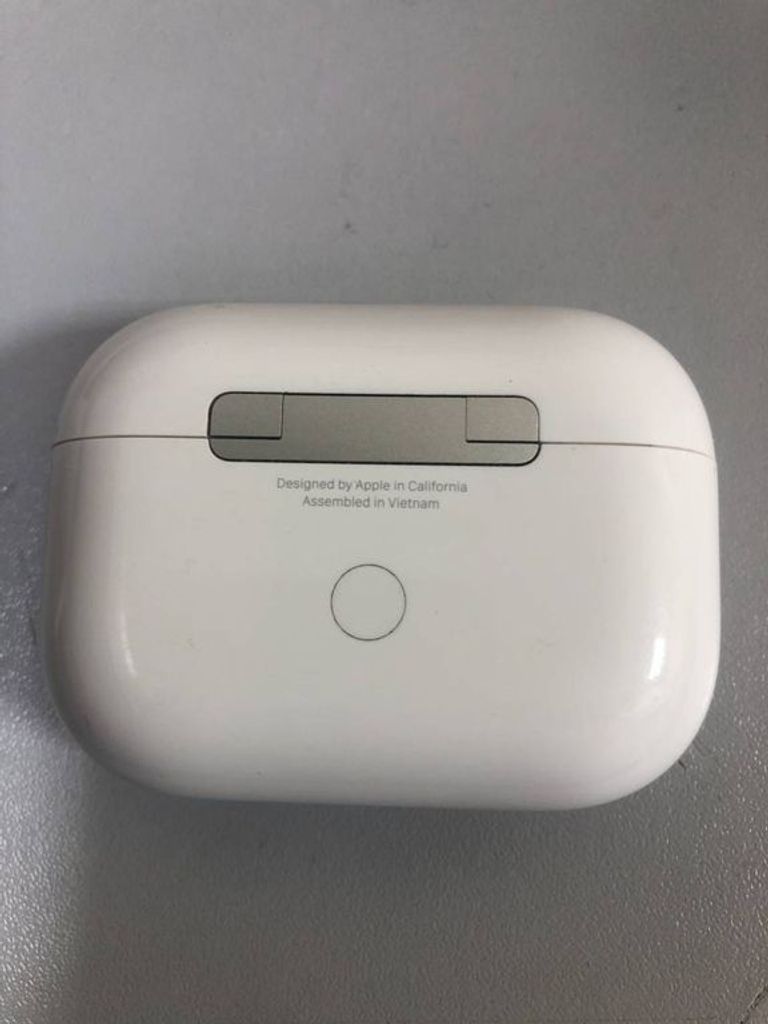 Apple airpods pro a2190,a2084+a2083 2019г