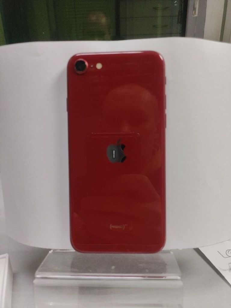 Дешиво Apple iphone se 2022 64gb с ломбарда