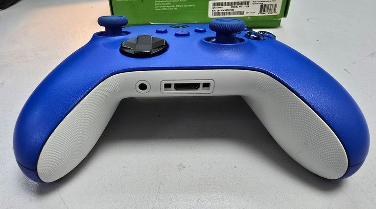 Microsoft xbox series x s wireless controller shock Код:01-200571401. Зображення 6