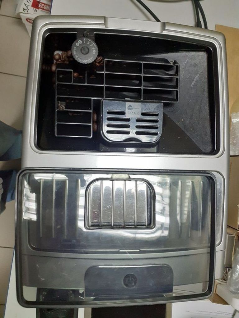 Дешево Delonghi ECAM 350.75.S з ломбарду