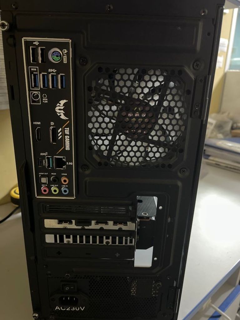 Пк amd ryzen 5 3600/ram 32 gb/hdd відсутній/ssd 1000 gb+1000 gb/amd/ ati radeon rx 6600 8gb gddr6 128bi Код:01-200635095. Зображення 8