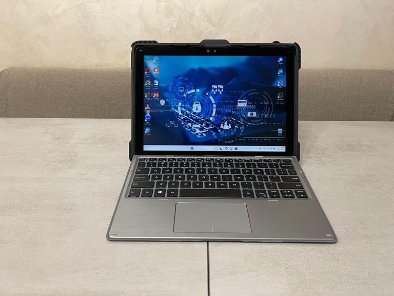 Купить Планшет Dell Latitude 7210 2-in-1, 12,3" FHD IPS, i5-10310U, 16GB, 256GB. Чохол.  Б/У
