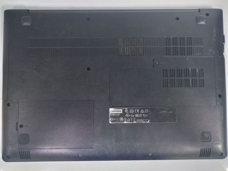 Дешево Lenovo 17/pentium n4200 ddr3/4gb ddr3/ssd 240 gb/radeon r5 m430 з ломбарду