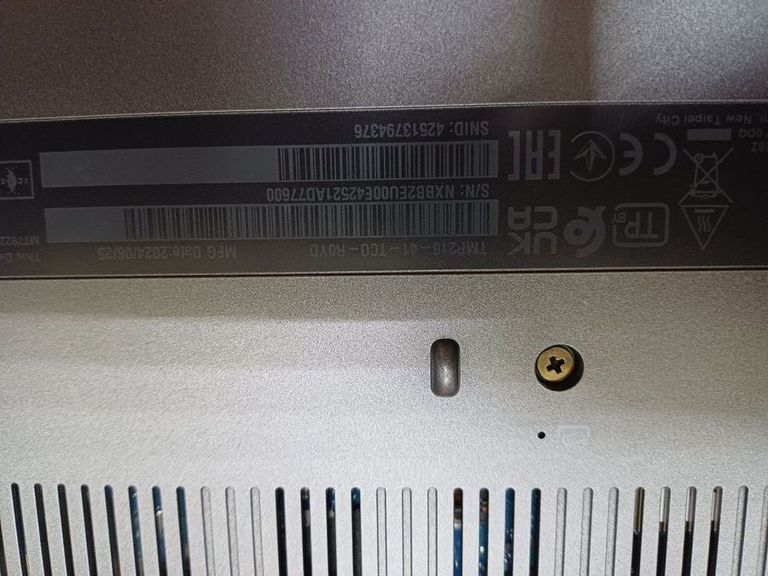 Объявление Acer travelmate p2 16 дисплей: 16/ryzen 5 pro 7535u 2.9 ггц/16 гб озу/ssd 512 гб/інтег. Б/У