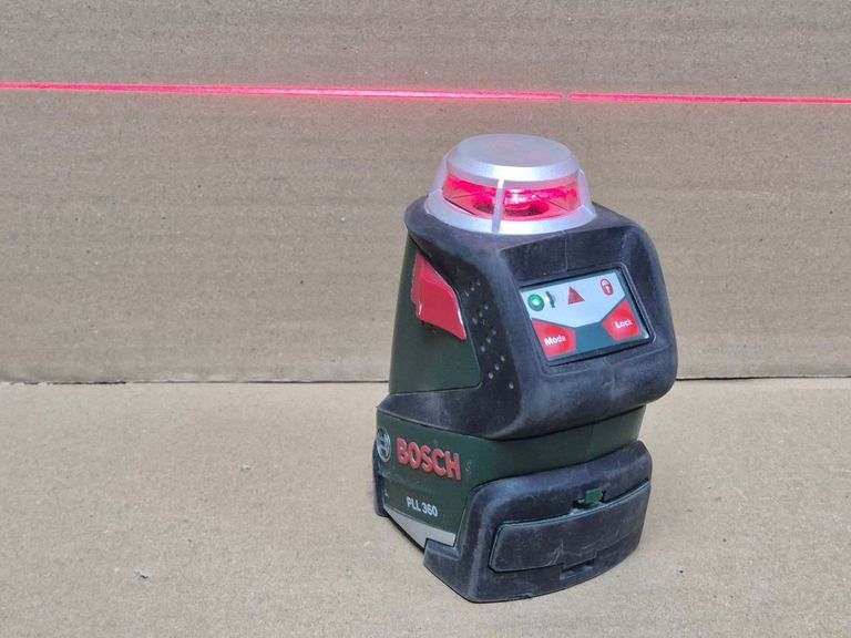 Розпродаж Bosch PLL 360 (0603663020), продавець Техноскарб