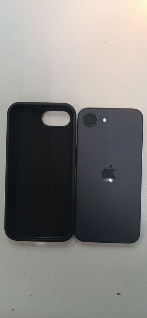 Распродажа Apple iPhone 16e 128GB Black, продавец Техноскарб