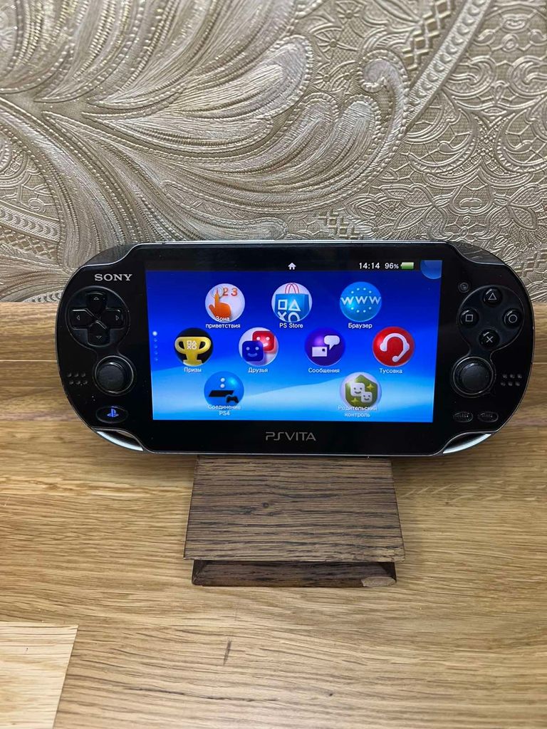 Купити Ігрова приставка Sony PSP Vita (PCH-1004) + SD 64GB Прошита!!! Б/У