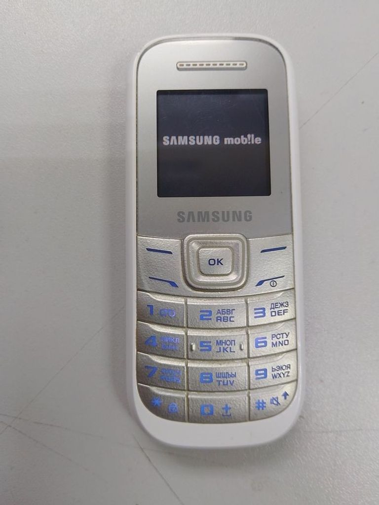 Купити Samsung e1200i Б/У