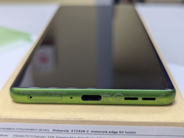 Motorola Edge 50 Fusion 8/256GB Forest Blue (PB3T0059) Код:01-200790834. Зображення 7