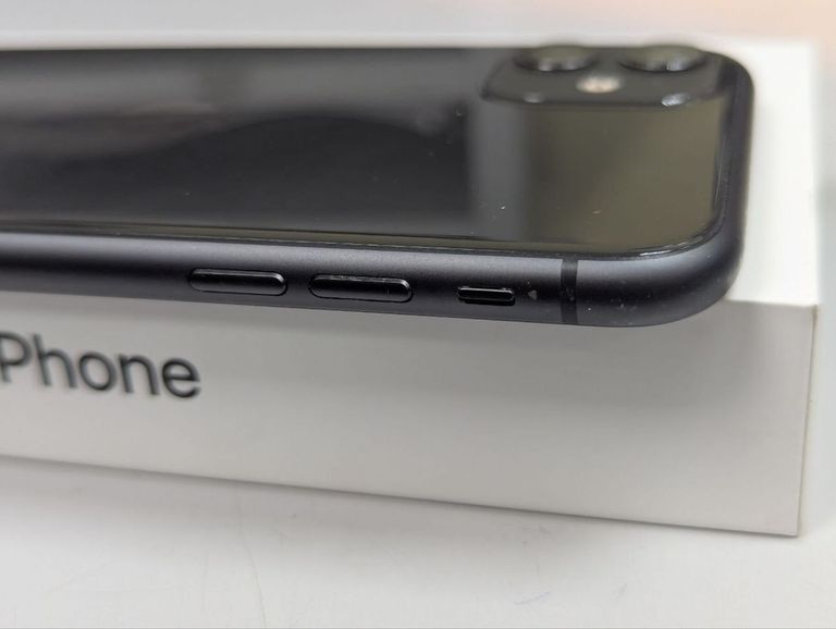Apple iPhone 11 128GB Black (MWLE2) Код:01-200804286. Зображення 10