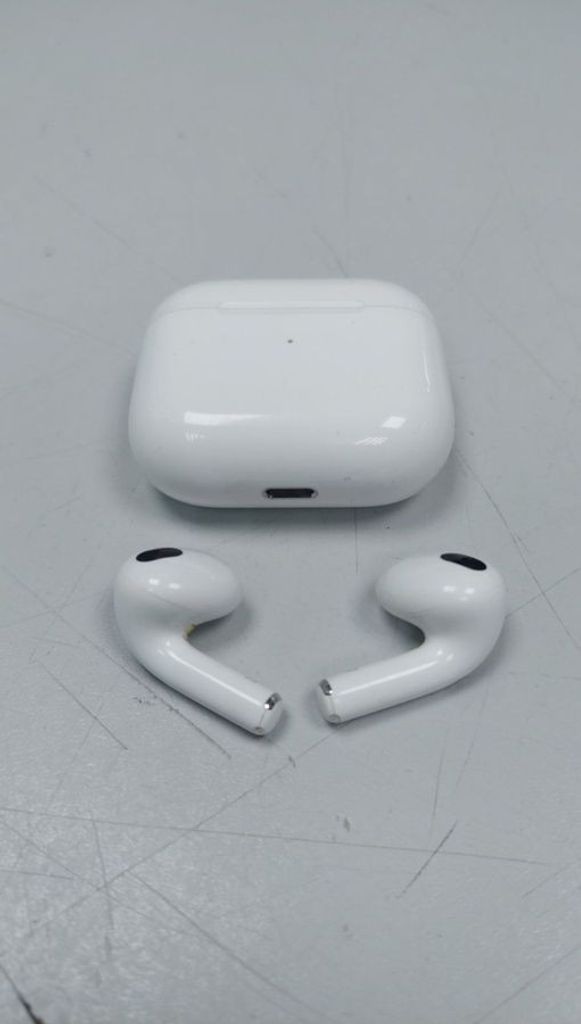 Оголошення Apple airpods 3rd generation Б/У
