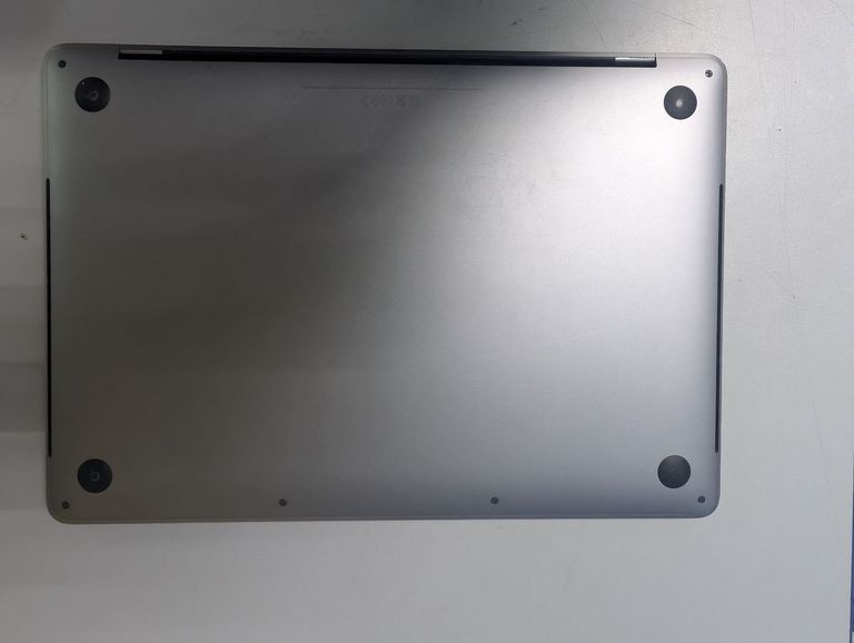 Apple macbook pro 13.3/ core i7 3.3ghz/ ram16gb/ ssd512gb/ intel iris 550/ touch bar Код:01-200792546. Изображение 7