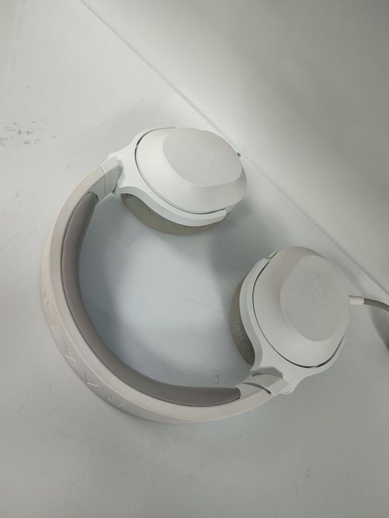 Дешиво Razer barracuda x 2022 с ломбарда