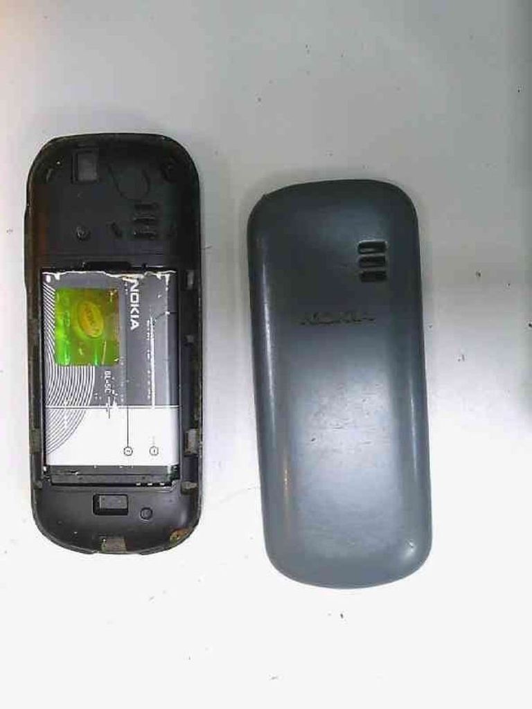 Дешиво Nokia 1280 с ломбарда
