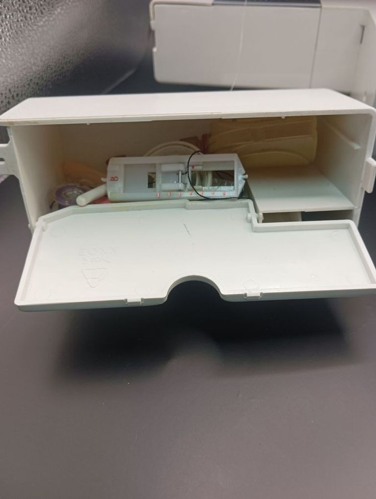 Оголошення Veritas Laura Б/У