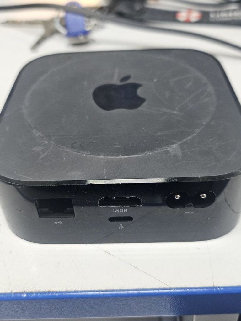 Купити Apple a1625 tv apple 32gb Б/У