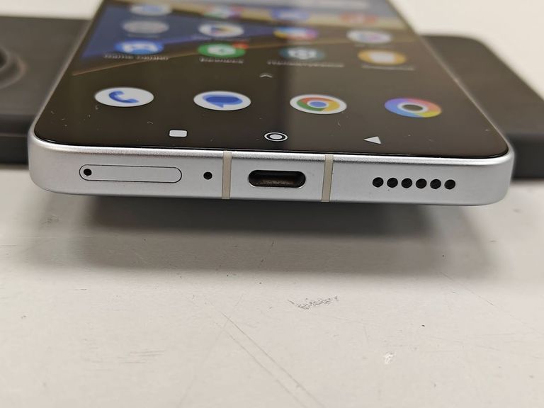 Оголошення Poco F7 Pro 12/512GB Black Б/У