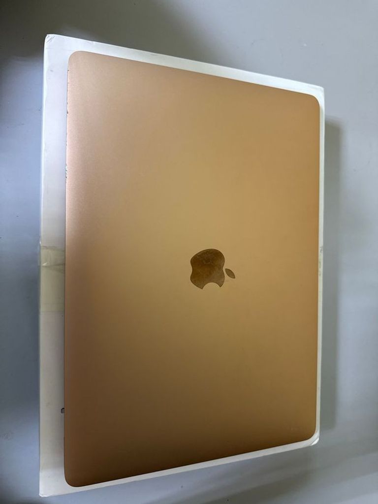 Объявление Apple MacBook Air 13'' Late 2020 Б/У
