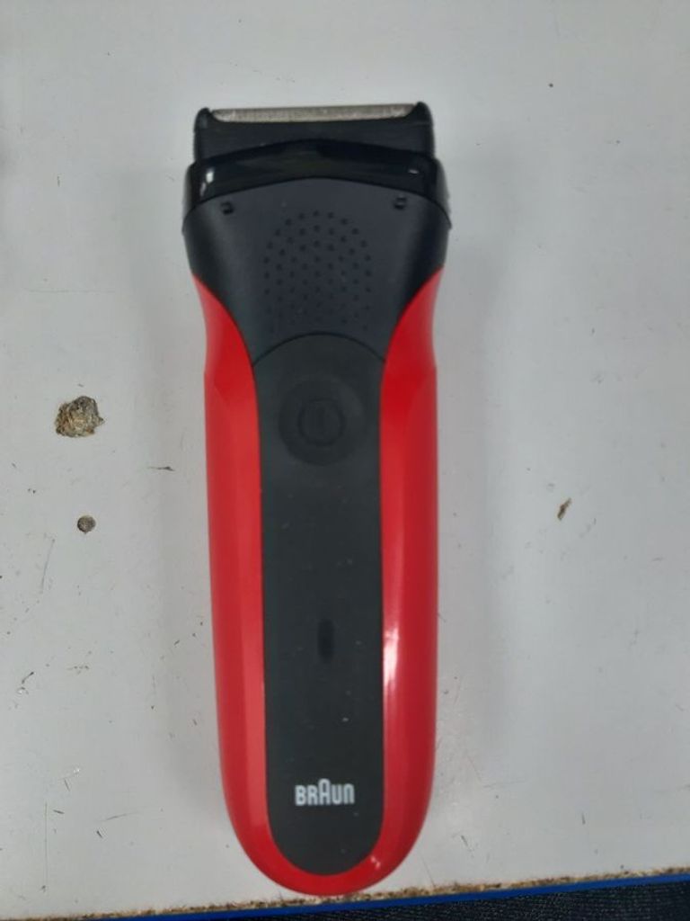 Дешево Braun Series 3 310s з ломбарду