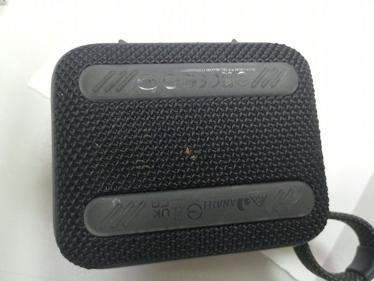 Купити Jbl go 4 Б/У