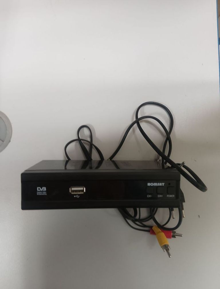 Купити Romsat T7085HD Б/У