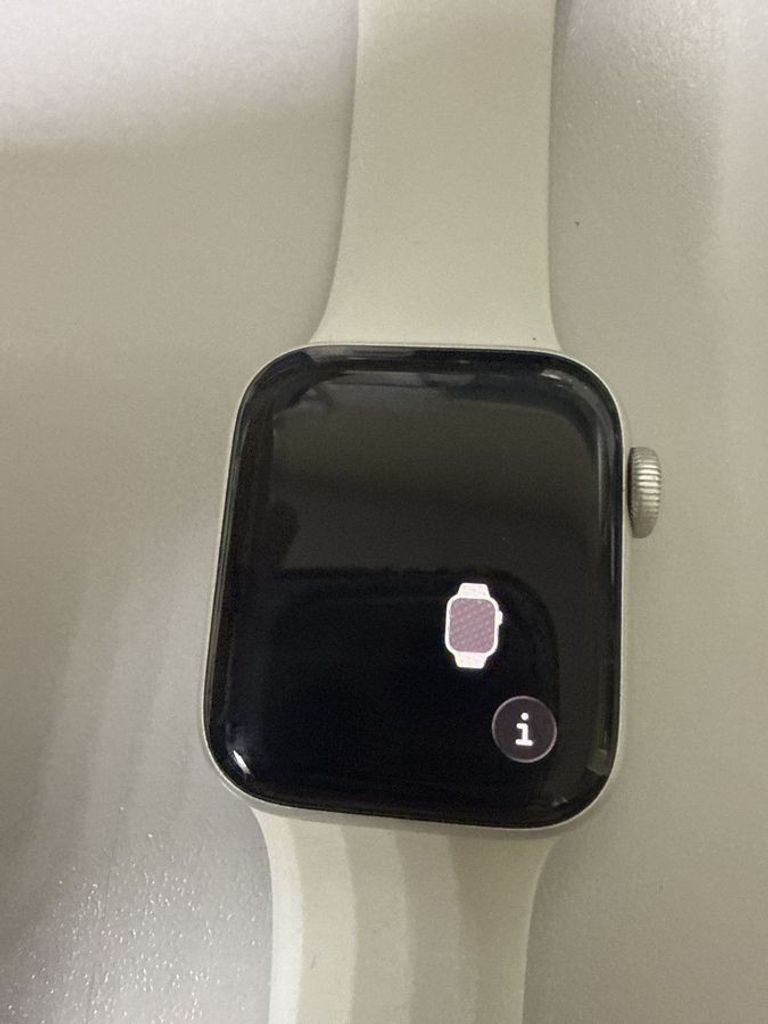 Купити Apple watch se 2 gps 40mm aluminium case Б/У