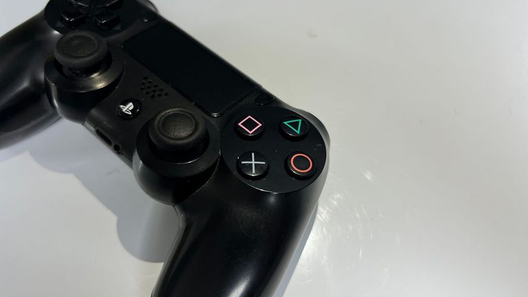 Купити Sony dualshock 4 v2 Б/У